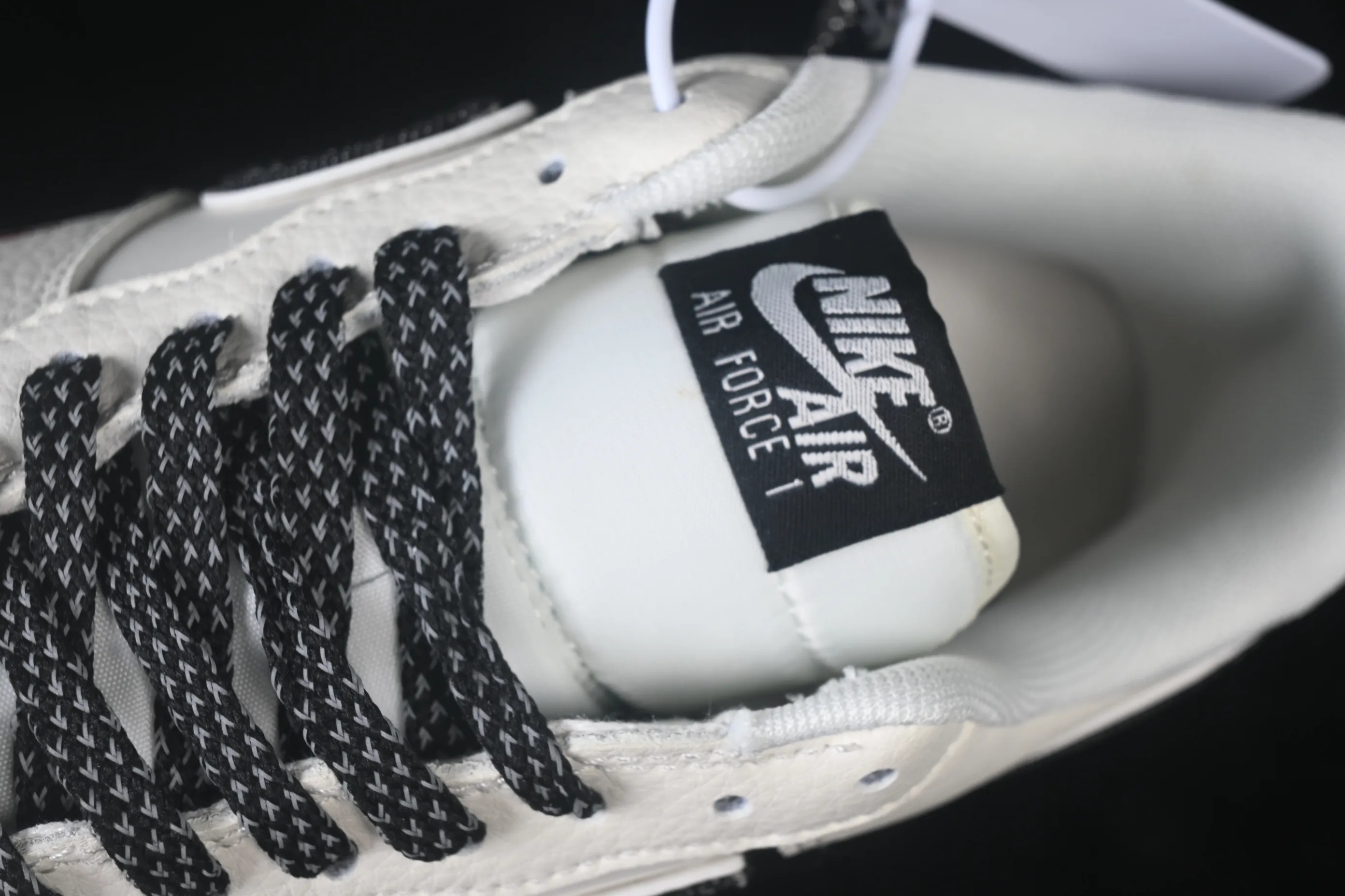 All categories Nk Air Force 1 Air Force series Nk Air Force 1 Low Air Force low-top Nike Air Force 1'07 Low joint model Air Force 1 low-top casual sneakers DN9688-105